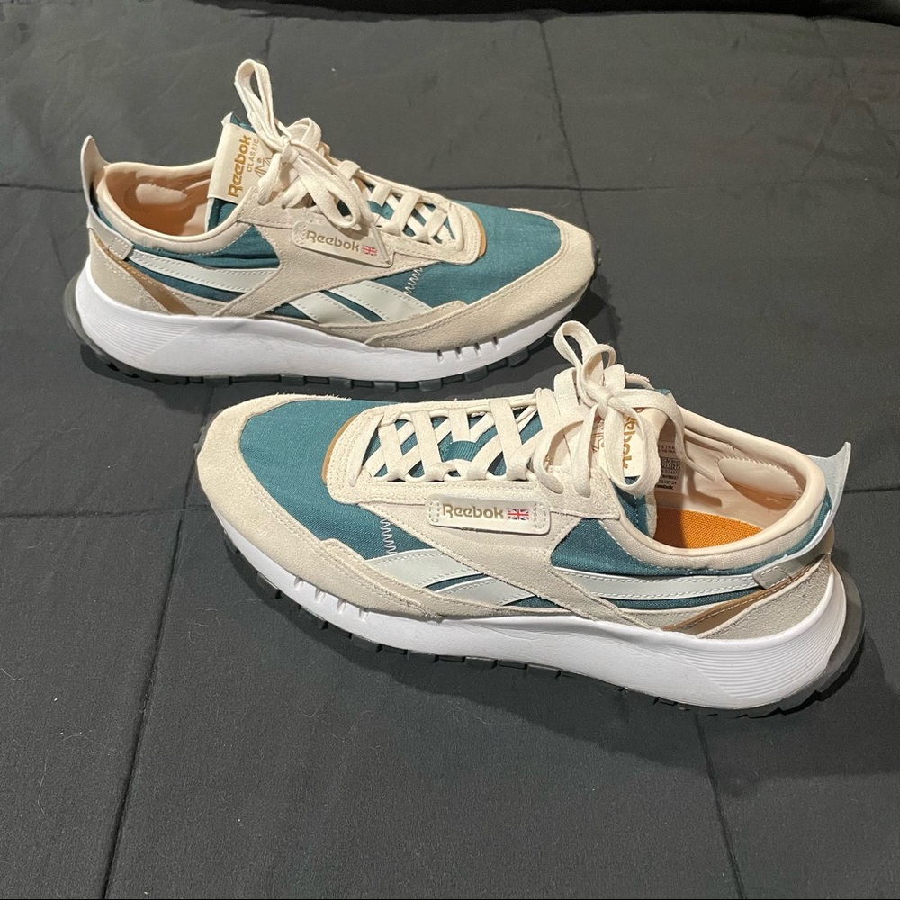 Classic Leather Legacy shoes Reebok
